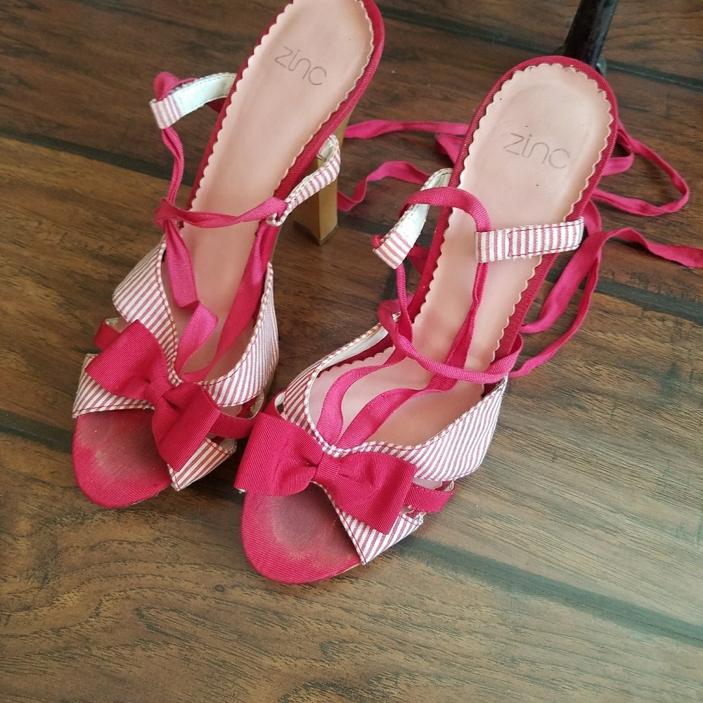 red shoes wood heels